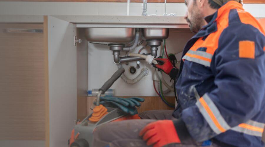 Expert burst pipe repair services in Montreal, WI